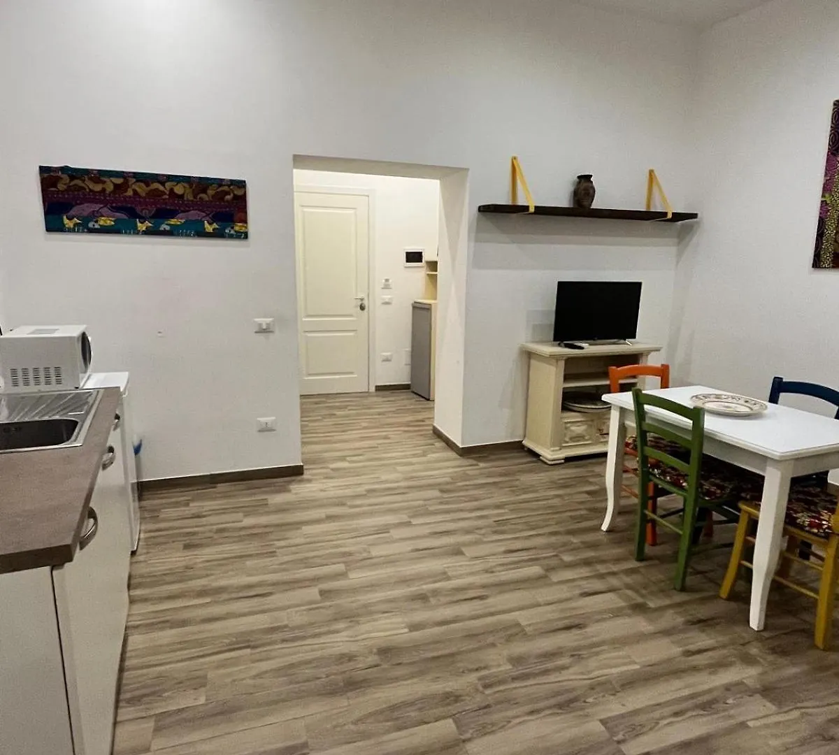 Immacolatella Guest House 팔레르모 B&B